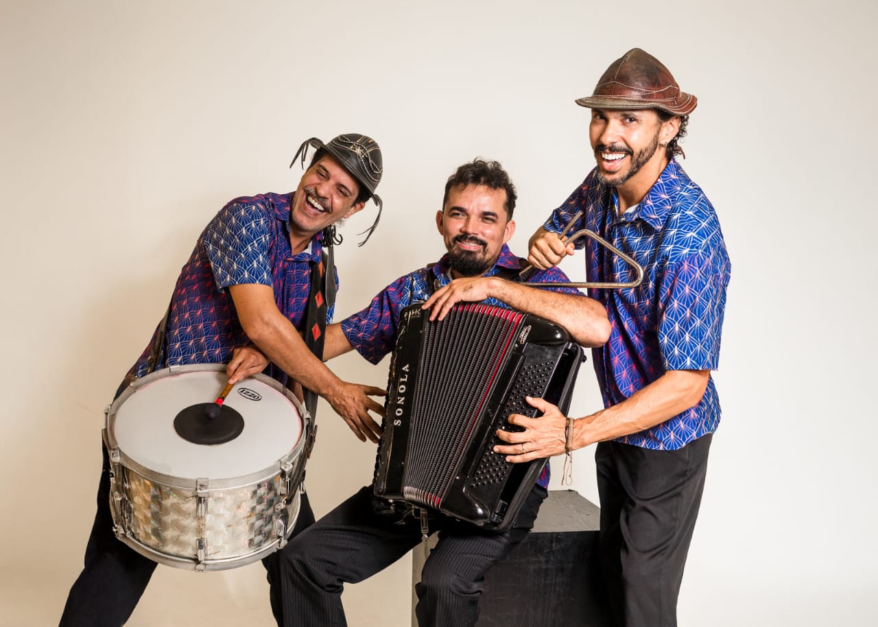 Triobacana celebra 20 anos de carreira com álbum que exalta identidade e raízes do Norte